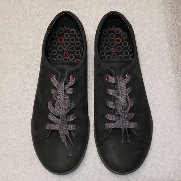 Ecco Crisp lace up black suede 6.5 - Picture 2 of 11